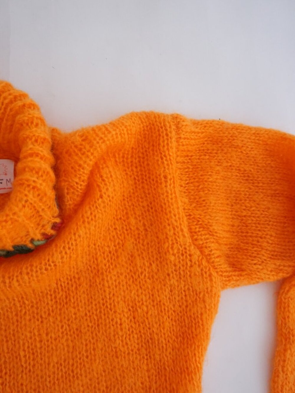 Fresh Baked Goods Orange Hand Knit Turtleneck Sweater Chunky Rib Trim Sweater M - Picture 8 of 10